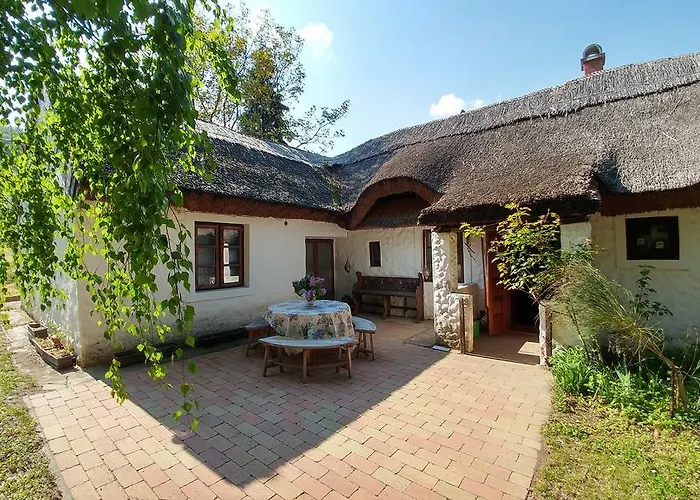 Szigligeti Nadfedeles Case de vacanță